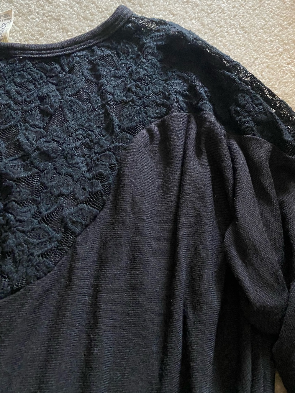 UO Sound and Matter Long Sleeve Top - Picture 3 of 4